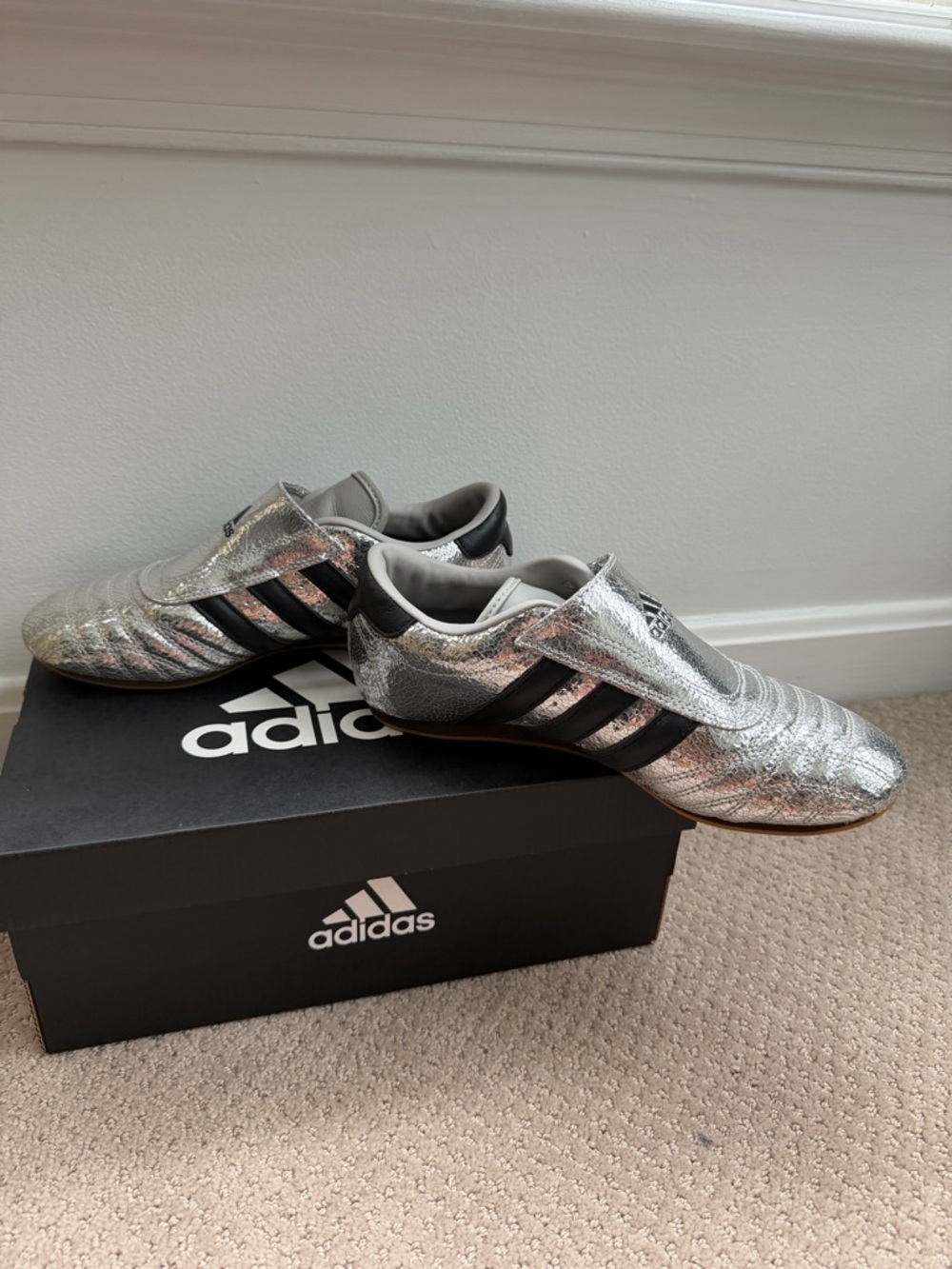 Adidas Metallic Silver Taekwondo Shoes - Picture 4 of 7
